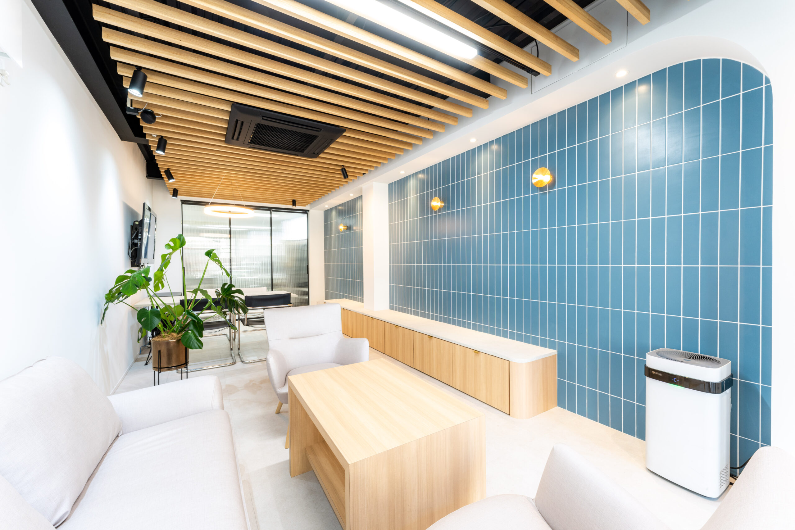 03.kick_office_事務所_内装_施工事例.jpg