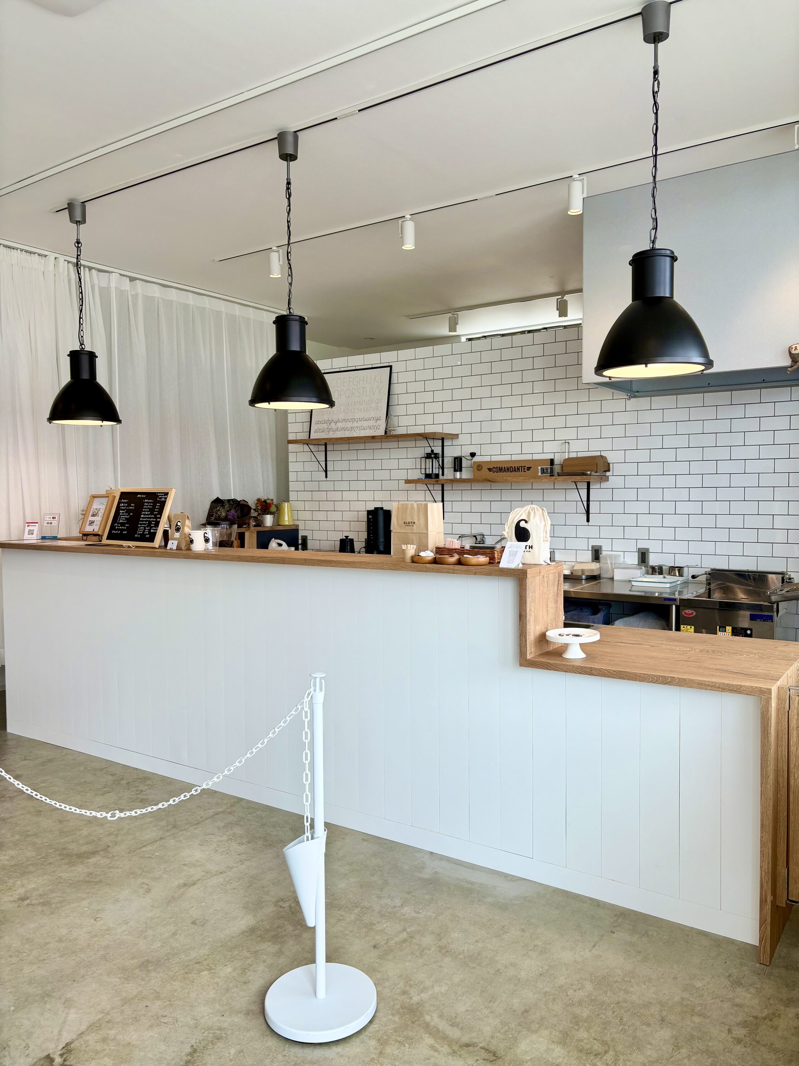 01.SLOTH_COFFEE&TEA_内装_レセプション_施工事例