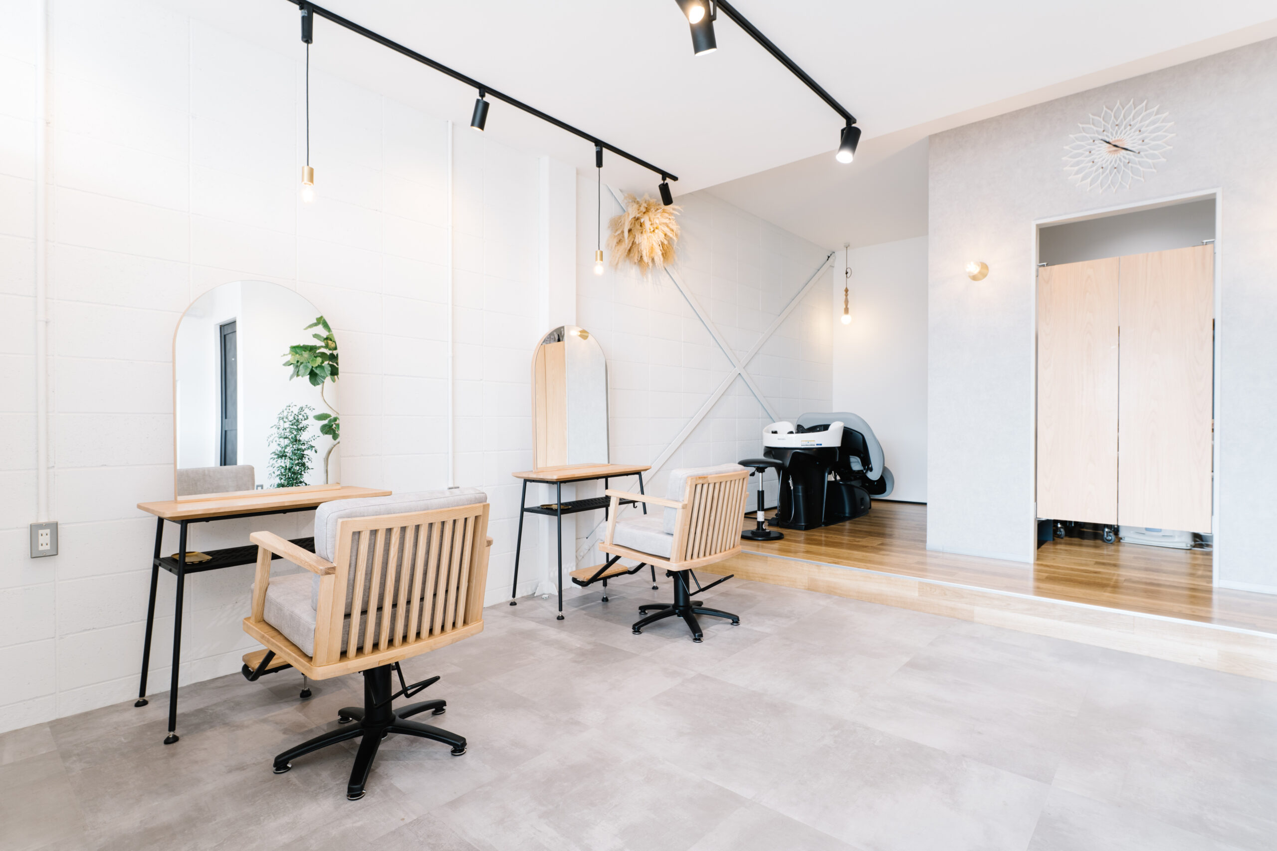 03.mimi_美容室・美容院・ヘアサロン_内装_施工事例