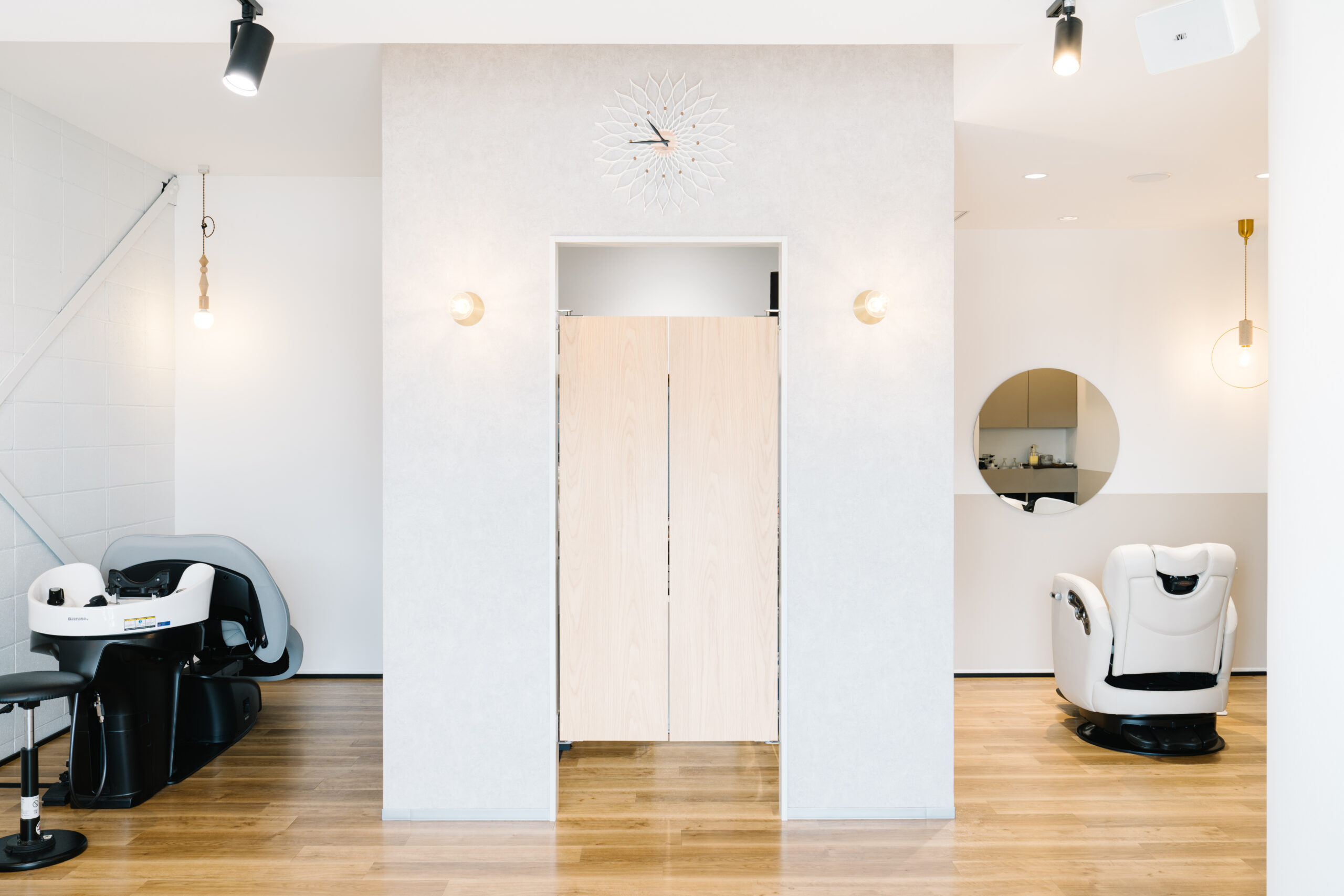 09.mimi_美容室・美容院・ヘアサロン_内装_施工事例