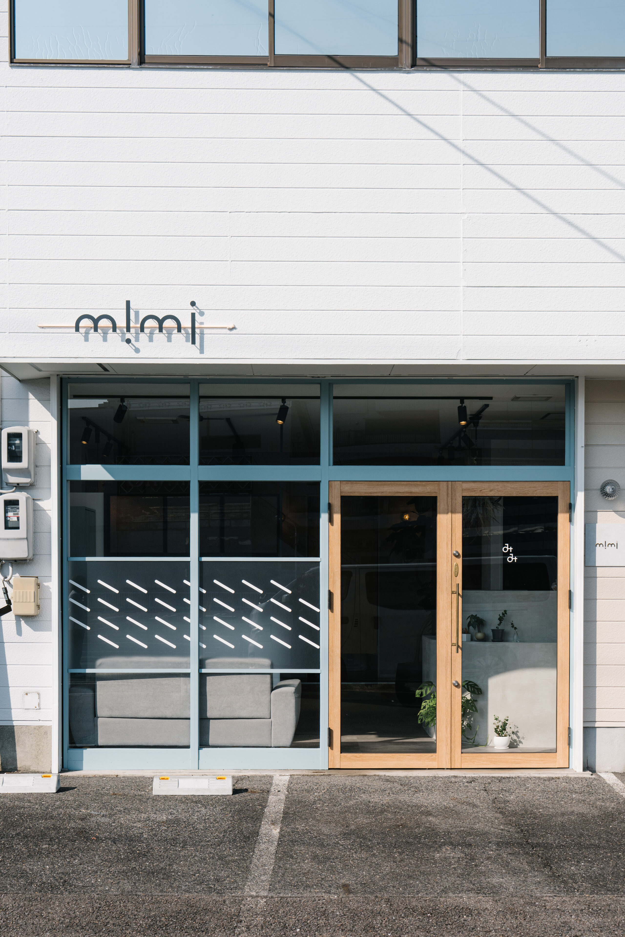 20.mimi_美容室・美容院・ヘアサロン_外観_ファサード_施工事例