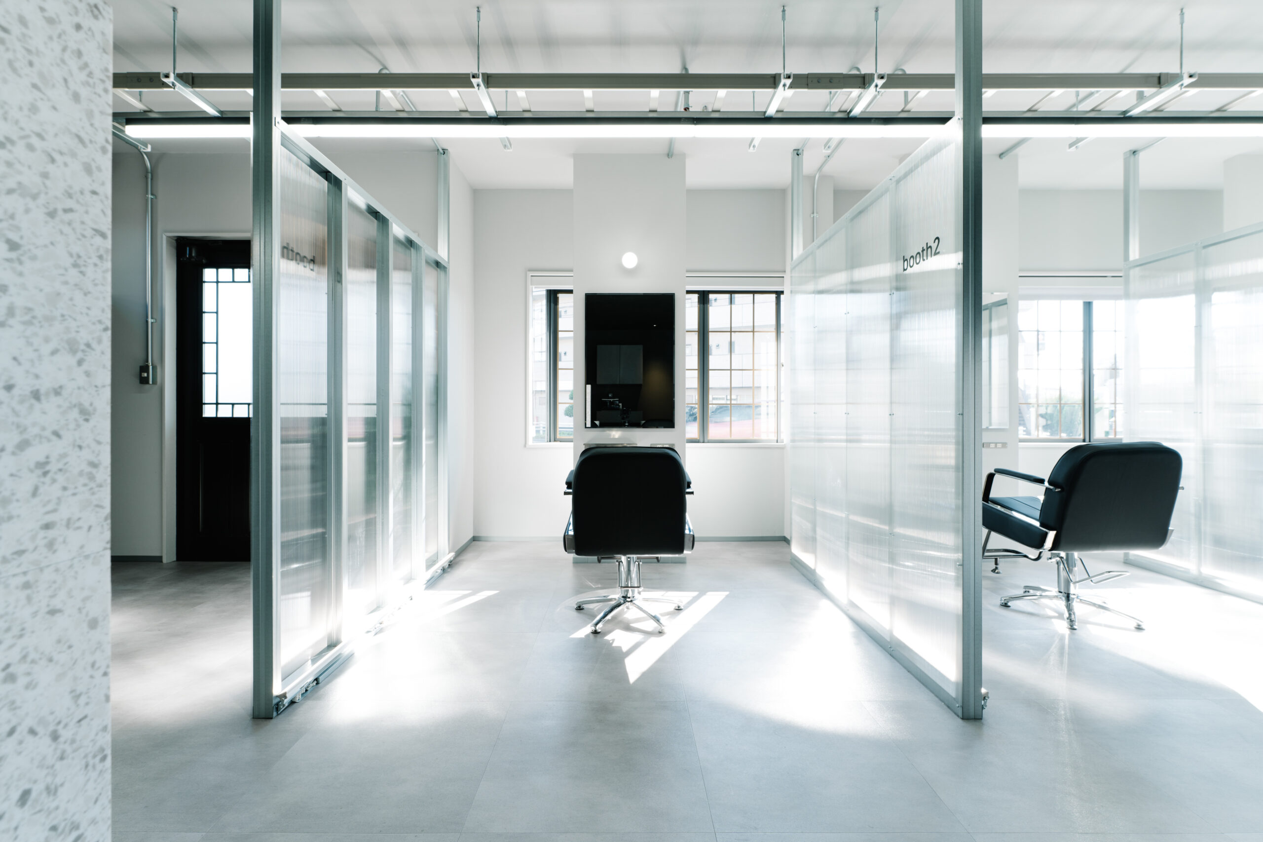 01.being_美容室・美容院・ヘアサロン_内装_セット面_施工事例