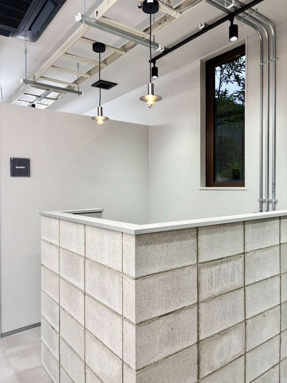 01.being_美容室・美容院_内装_レセプション_カウンター_施工事例