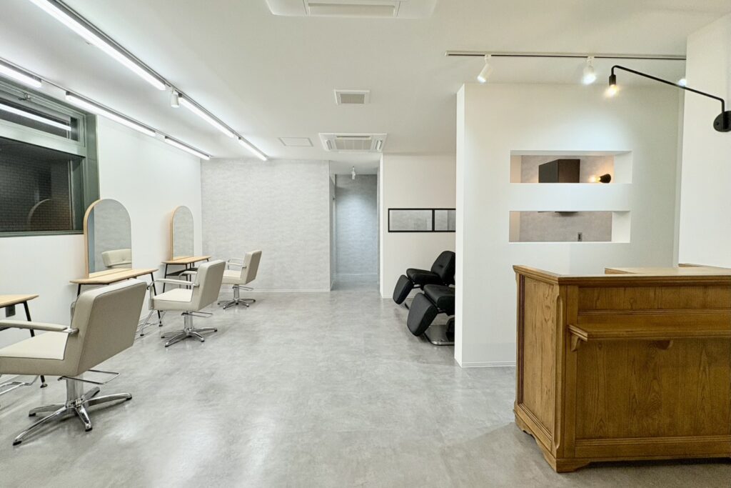 01.Raami_美容室・美容院・ヘアサロン_内装_施工事例