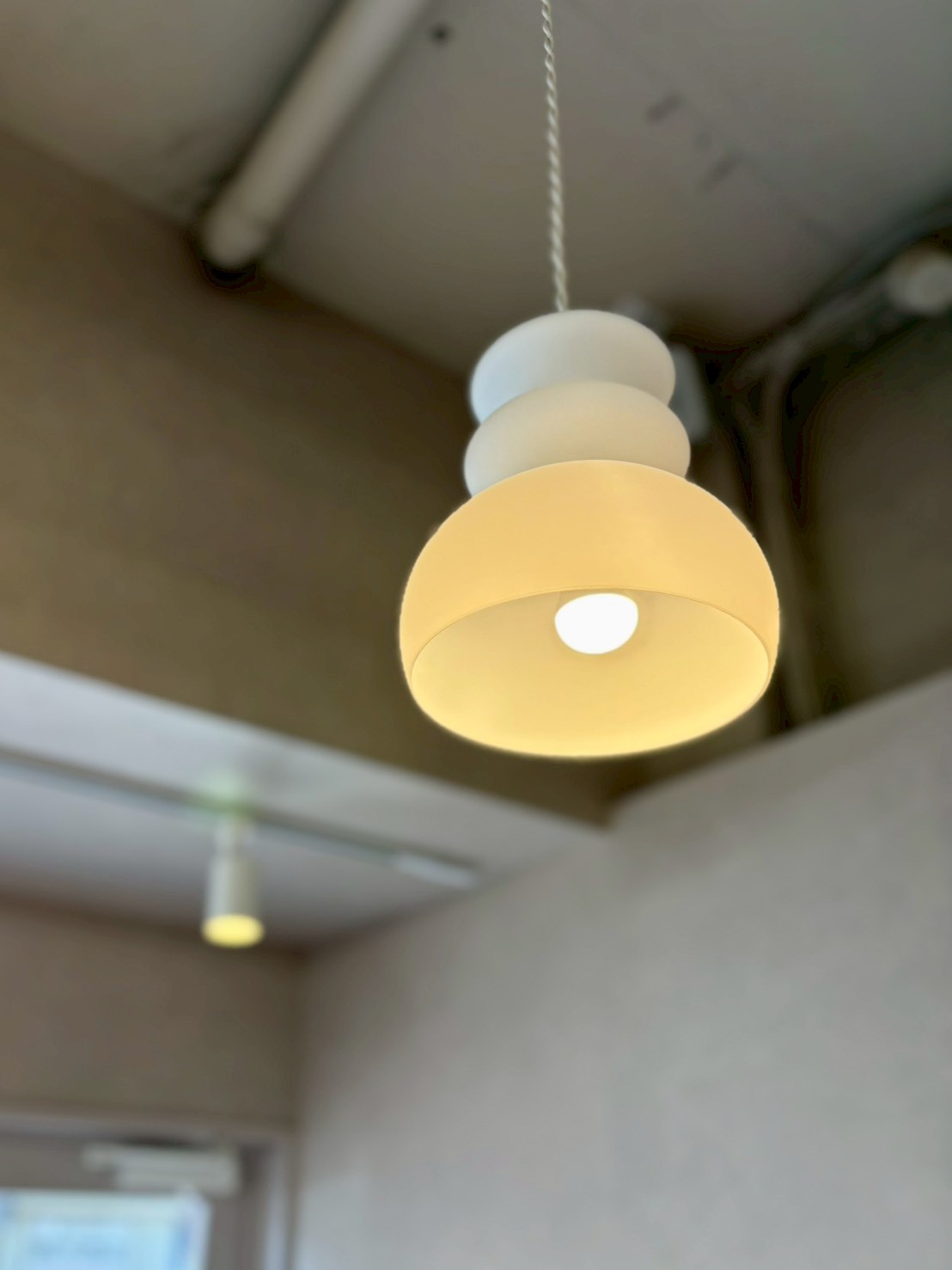 13.eLin_byLiLhair_美容室・美容院・ヘアサロン_内装_照明_施工事例