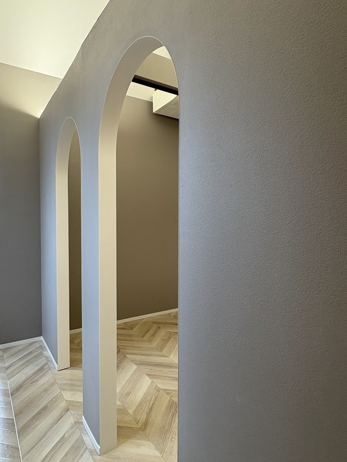 10.Levia_アイラッシュ_ネイルサロン_内装_施工事例