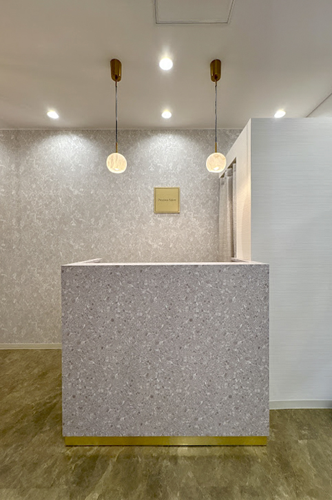 05.Marie_Precious_Salon_ブライダルサロン_内装_レセプション_カウンター_施工事例