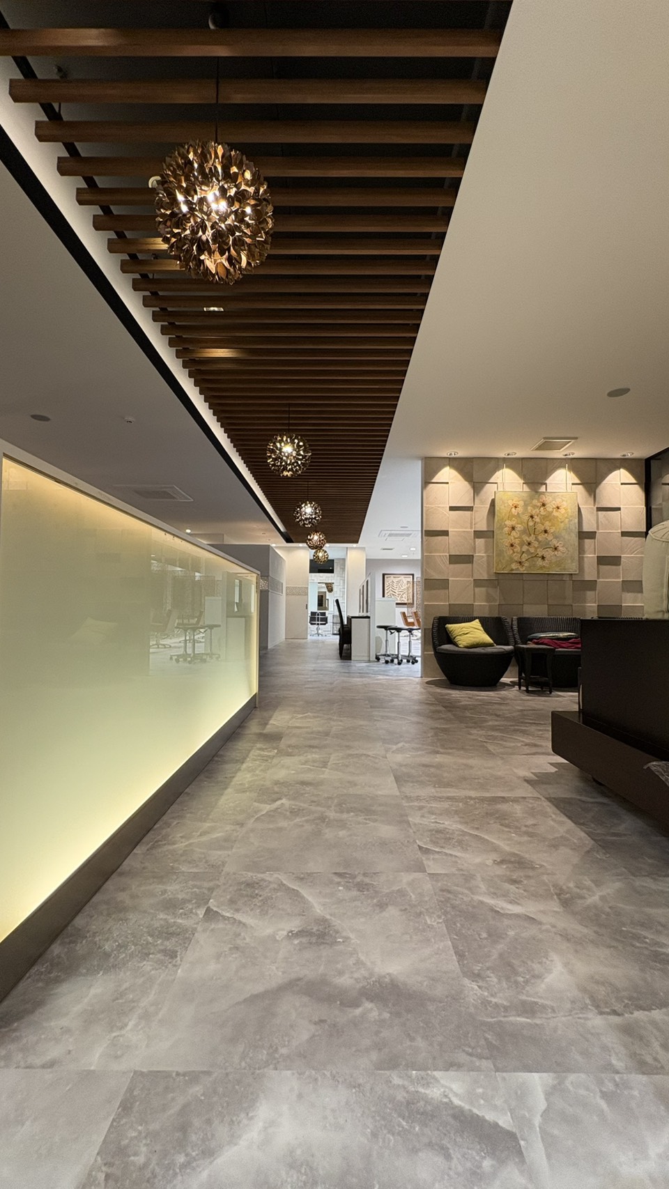 05.guiches北外山店_美容室・美容院・ヘアサロン_内装_レセプション_カウンター_施工事例