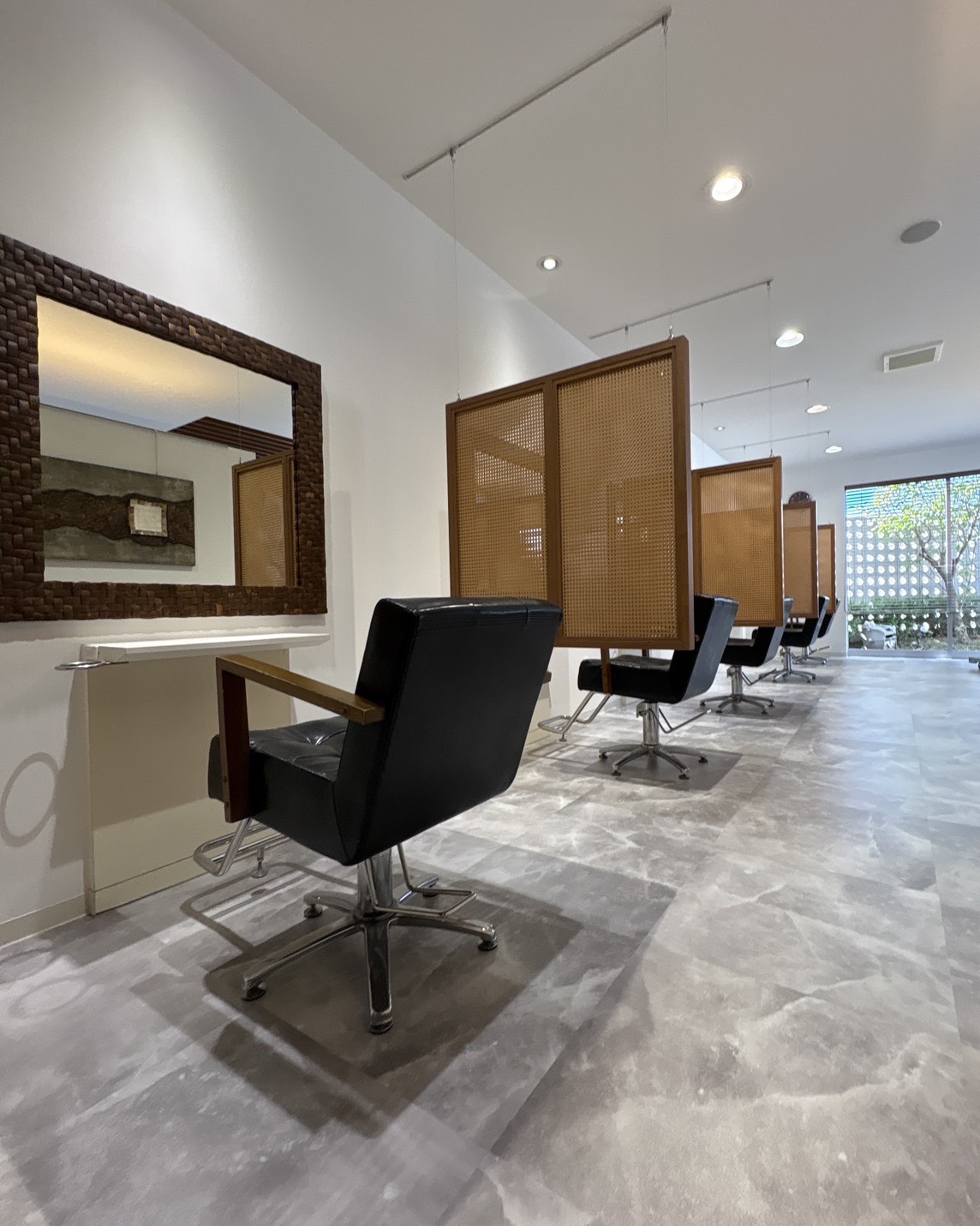 10.guiches北外山店_美容室・美容院・ヘアサロン_内装_セット面_施工事例