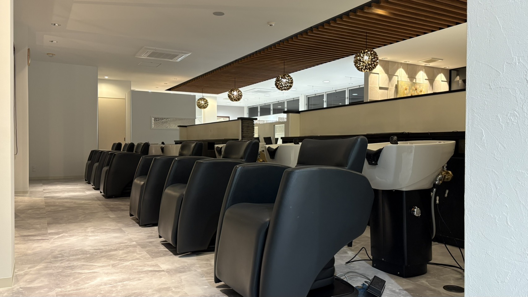 15.guiches北外山店_美容室・美容院・ヘアサロン_内装_シャンプー_施工事例