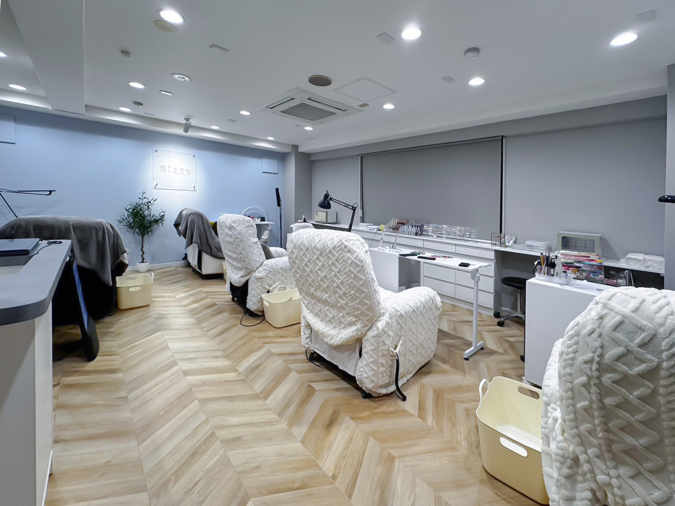01.Ricco_ネイルサロン_内装_施工事例