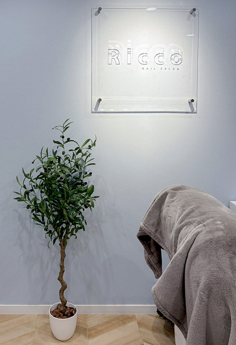 05.Ricco_ネイルサロン_サイン_看板_内装_施工事例