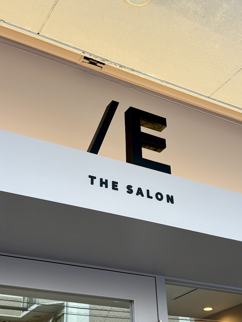 15.／E_美容室・美容院・ヘアサロン_ファサードロゴ_施工事例